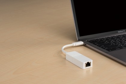 Adattatore da USB-C a Ethernet Gigabit DUB-E130