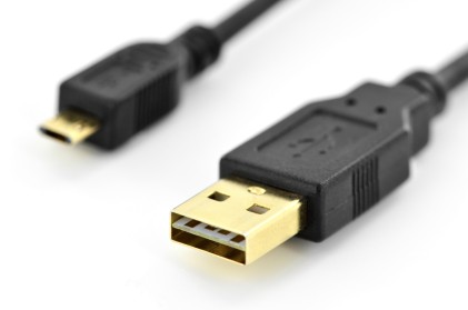 Cavo Con Connettore Micro Usb 2.0 Reversibile E Connettore "A" Reversibile Mt 1,8