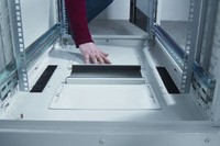 Armadio 42unit&agrave; linea professionale (A)2020 X (L)800 X (P)800 mm. Colore grigio chiaro DN-19 42U-8/8)