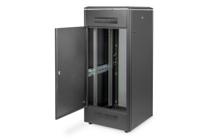 Armadio 26 Unita&#39; Linea Professionale (A)1310 X (L)600) X (P)600 Mm. Colore Nero Ral 9005