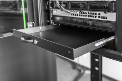 Digitus Cassetto Per Armadi Rack 19&#34; Con Maniglia E Chiusura, Colore Nero Dimensioni Mm. 482X45X492