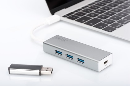HUB USB 3.0 CON 3 PORTE USB 3.0 TIPO "A" E 1 PORTA TIPO "C", CONNETTORE MASCHIO TIPO "C"
