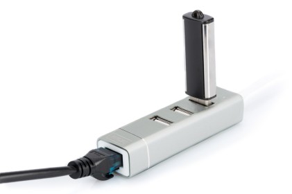 Hub Con 3 Porte Usb 2.0 Tipo &#34;A&#34; E 1 Porta Rete Rj45&#34;, Connettore Maschio Tipo &#34;C&#34;