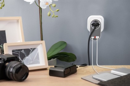 Presa A Muro Spina E Presa Schuko Con 2 Prese Usb Tipo &#34;A&#34; Femmina Digitus