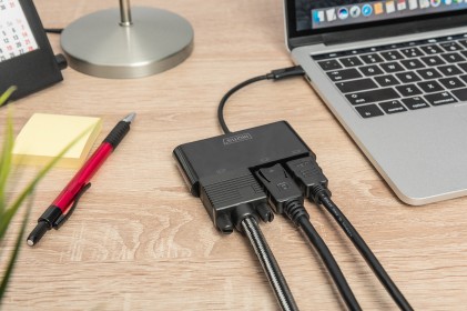 Adattatore Usb-C Tre Porte Displayport/Hdmi/Vga