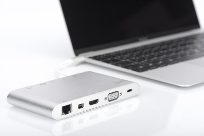 Docking Station Usb Tipo C Con Usb 3.1 Tipo C, Hdmi 4K, Minidp, Vga, 1 X Usb 3.1, 3X Usb3.0, Rj45, Microsd, Sd/Mmc