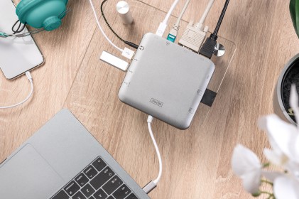 Docking Station Usb Tipo C 11 Porte Con 3 Porte Video Hdmi, Mini Dp, Vga, 1X Usb-C, 3X Usb 3.0, Rj45, 2 X Lettore Card