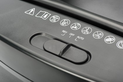 Distruggidocumenti 10 Fogli Taglio 5X18 Mm Capacita' 21 Lt Con Slot Per Cd E Carte Di Credito Digitus