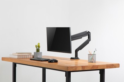 Supporto A Incastro Con Molla A Gas Per Monitor 17-32&#34;, 9 Kg (Max), Nero