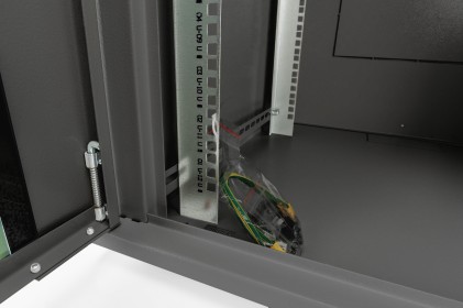 Alloggiamento A Parete 12U 638X600X600 Mm, Colore Nero (Ral 9005)