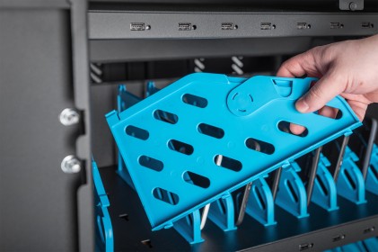 Armadio Di Ricarica Mobile, 30 Stazioni Di Ricarica, Nero 1100 X 700 X 600 Mm, Incl. Usb, Pdu, Ventole