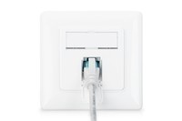 Placca A Muro Con 1 Connettore Rj45 Categoria 6A Per Reti Bianco