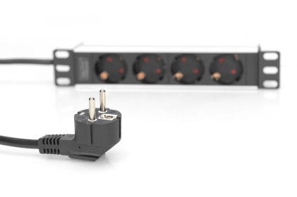 Digitus Presa Multipla Da 10&#34; Con Profilo In Alluminio, 4 Prese Munite Di Messa A Terra