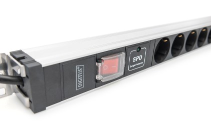 Digitus Presa Multipla Con Profilo In Alluminio Con Interruttore E Protezione Contro La Sovratensione, Presa Munita Di Messa A Terra 12X, Cavo 2 Mt