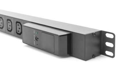 Digitus Multipresa Per Armadi Rack Con Amperometro Display Lcd, 18 Prese C13+2 C19 Spina Schuko