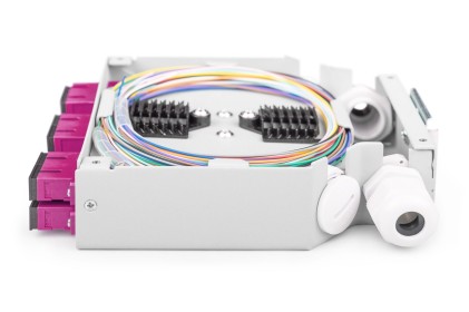 Scatola Per Guida Top-Hat In Fibra Ottica, Mm-Om4, Assemblata, Con Adattatore Sc E Pigtail