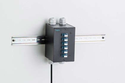 Digitus Distributore Per Guida Din A Fibre Ottiche, 6 Porte, Sc Sx/Lc Dx, Nero