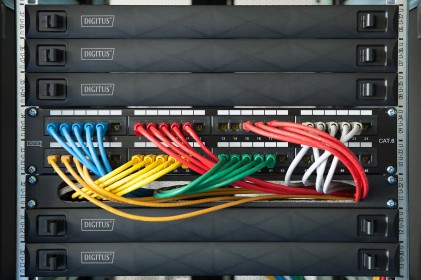 Pannello Cieco 1 Unita&#39; Per Armadi Rack 19&#34; Con Clip Colore Nero