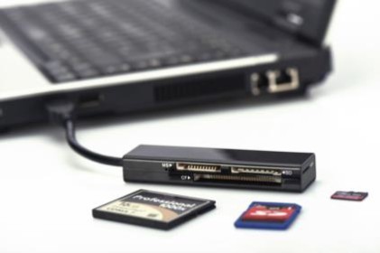 LETTORE CARD UNIVERSALE USB 3.0