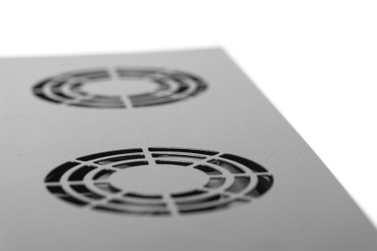 Sistema Di Ventilazione Con Termostato Montaggio Frontale In Armadio 19&#34;  Con 4 Ventole - Colore Nero