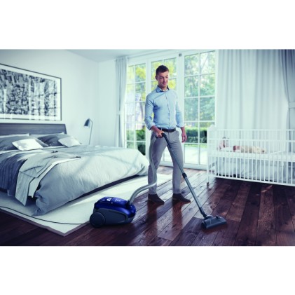 Aspirapolvere Traino Electrolux Ultrasilencer Eusc62 Db Blu - Nero 900