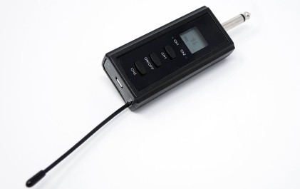 Microfono Empire Uhf Lavalier Con Ricevitore A 2 Canali