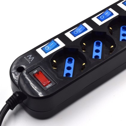 Ewent EW3850 protezione da sovraccarico Nero 6 presa(e) AC 220 V 1,5 m