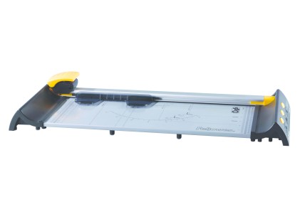 Taglierina Fellowes da 460 mm - per supporti fino al formato A3 - Capacit&agrave; di taglio 10 fogli - Meccanismo di taglio sicuro - Base in metallo con guide incise - Posizione di blocco della testa di taglio