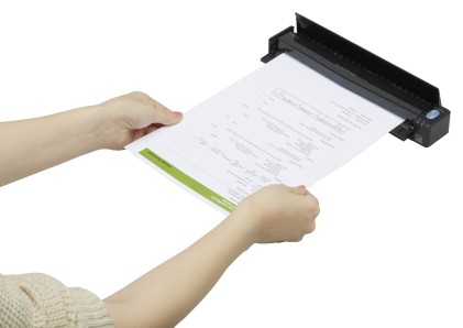 ORIGINALE Fujitsu PA03688-B001 ScanSnap iX100 Fujitsu ScanSnap iX100 scanner mobile LED Fujitsu ScanSnap iX100, A4, 600 x 600 dpi, 12 pagine/12 immagini/min, USB, WLAN