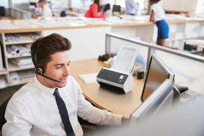 ORIGINALE Fujitsu nero / Grigio PA03810-B051 fi-8170 Fujitsu fi Series fi-8170 70ppm/140ipm A4 Duplex ADF USB3.2 LED Workgroup Scanner.