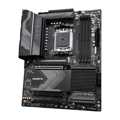 Gigabyte X670 GAMING X AX scheda madre AMD X670 Socket AM5 ATX