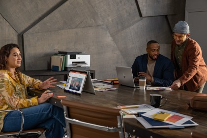 Hp Nb Elitebook 830 G11 Wolf Sec Ultra 5-125U 16Gb 512Gb 13.3 Sc Reader Lte Win 11 Pro 2Yw