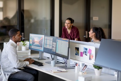 HP E-Series E27q G4 QHD Monitor