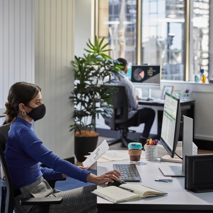 Hp Pc Dm Pro Mini 400 G9 I7-14700T 16Gb 512Gb Ssd Win 11 Pro