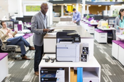 ORIGINALE HP toner ciano CF381A 312A 2700 pagine
