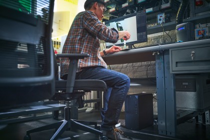 Wkst I9 Twr 32Gb 1Tb W11P Rtx4060 8 I9-14900 Z2 G9 700W 3Yr