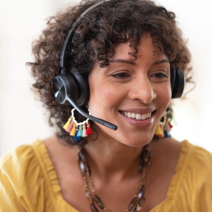 ORIGINALE HP Poly Accessori per computer nero 77Y99AA Voyager 4320 UC Cuffie Poly Voyager 4320 UC stereo USB-A + adattatore USB-A BT700 + supporto per ricarica