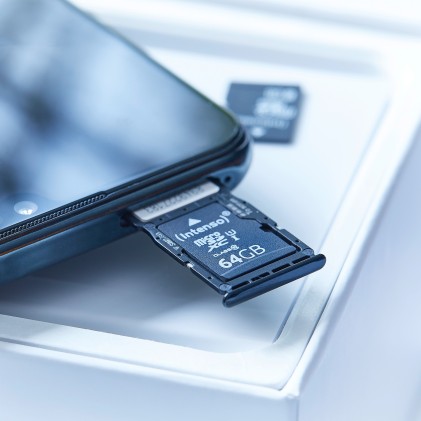 Intenso Micro Sd Uhs-I  Premium Con Incl Sd Adapter 64Gb Confezione Da 3 Pz