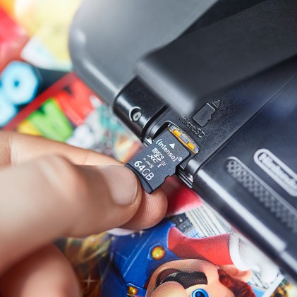 Intenso Micro Sd Uhs-I  Premium Con Incl Sd Adapter 64Gb Confezione Da 3 Pz