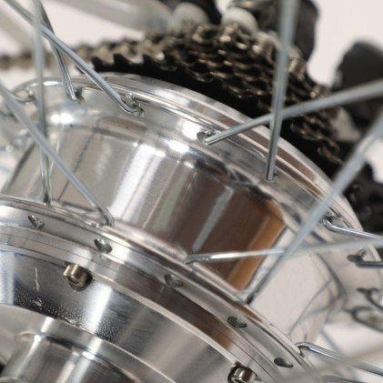 Jeep Bicicletta Elettrica City E-Bike Velocita Max 25 Km/H Ruote 28 Motore 250W Nero