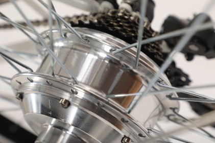 Jeep Bicicletta Elettrica City E-Bike Velocita Max 25 Km/H Ruote 28 Motore 250W Nero