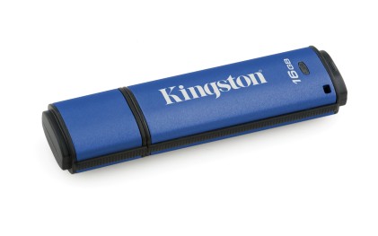 KINGSTON 16GB DTVP30 256bit AES Encrypted USB3.0