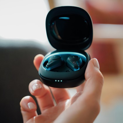 Ksix Cuffie Satellite Wireless con Microfono Bluetooth 5.1 - Autonomia fino a 5h - Touch Control - Custodia di Ricarica con Luce Interna