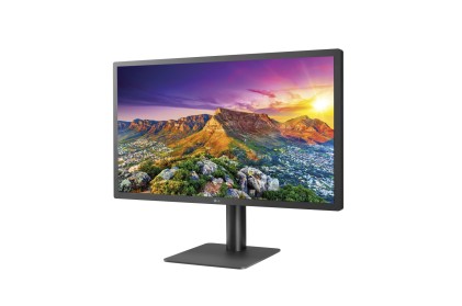 Lg Monitor 24" Led Ips 4K Uhd 14Ms 500 Cdm, Pivot, Usb-C, Multimediale, Certificato Apple
