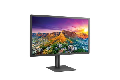 Lg Monitor 24" Led Ips 4K Uhd 14Ms 500 Cdm, Pivot, Usb-C, Multimediale, Certificato Apple