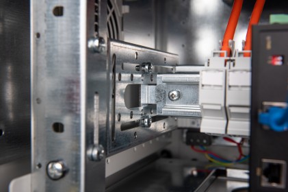 Supporto Guida Din 4U, 178X483X223 Mm, Galvanized Incl. Din Rail, Variable Depth And Height