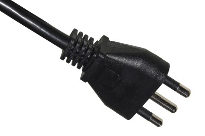 Multipresa 6 Posizioni Da Rack 19&#34; Con Display Per Il Carico Dei Dispositivi Collegati