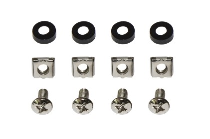 Multipresa Da Rack 19 6 Prese Universali Con Interruttore Spina Italiana 16A Colore Nero Viti Incluse