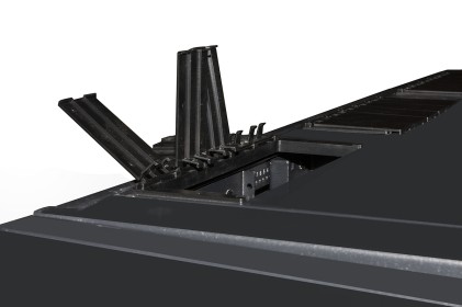 Armadio Rack 19" 24U Larghezza 800 Profondita  800 Altezza 1191 Colore Nero Porte Traforate Fianchi Apribili