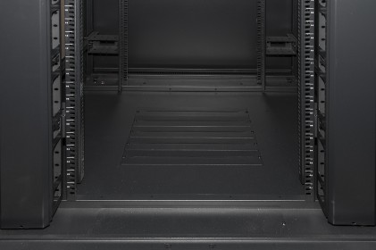 ARMADIO RACK 19" 42U (A)2055, (L)800, (P)800 COLORE NERO